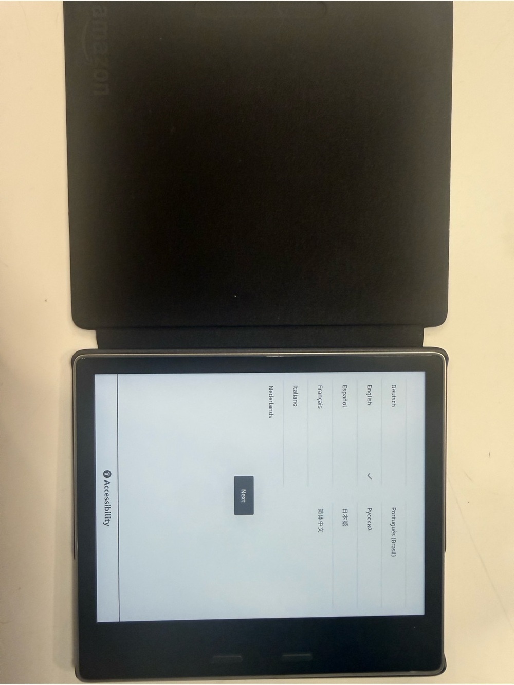 Amazon Kindle eReader with Black Cover - Black - Picture 5 of 6